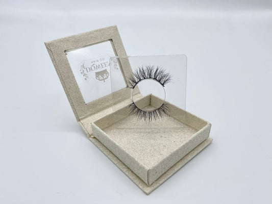 Qween "Elizabeth II" 3D Mink Lashes